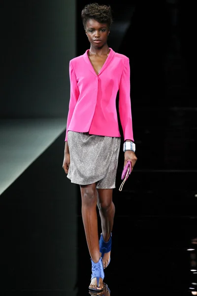 Look 11